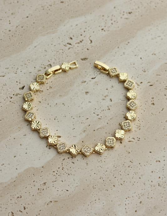 GOLD PLATED FLOWER BRACELET